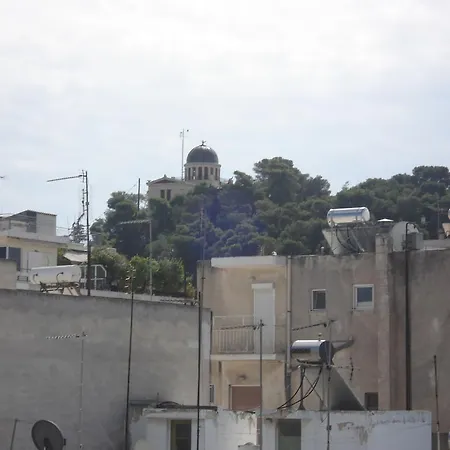 Sohoathine Athens